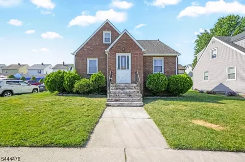95 E 7th St, Clifton, NJ 07011