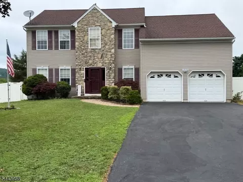3 Sykes Gap, Oxford, NJ 07863