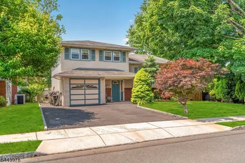 2736 Andrea Rd, Union, NJ 07083