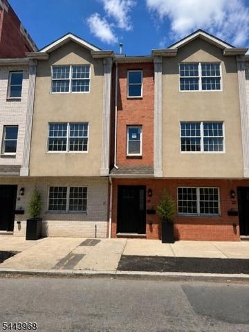 16 E Kinney St, Newark, NJ 07102