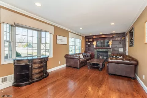 18 Stonycroft Rd, Wayne, NJ 07470 photo 12