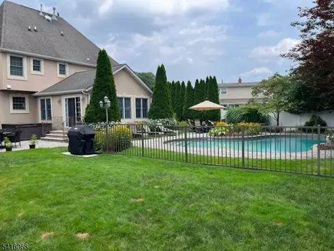18 Stonycroft Rd, Wayne, NJ 07470 photo 35