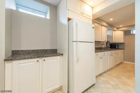 18 Stonycroft Rd, Wayne, NJ 07470 photo 32