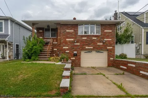 606 Knopf St, Linden, NJ 07036
