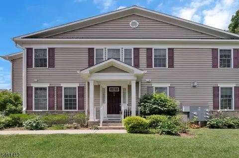 27 Fillmore Dr, Morristown, NJ 07960