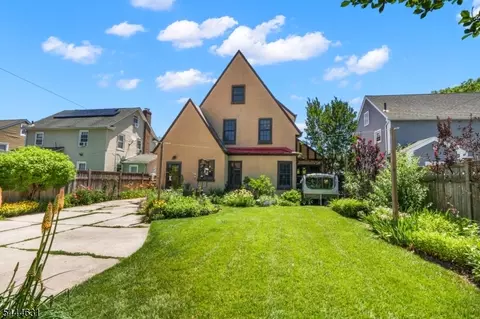1030 Sterling Rd, Union, NJ 07083
