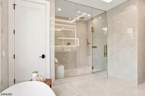 Bath - 244 Washington Pl, Paramus, NJ 07652 photo 5 of 5