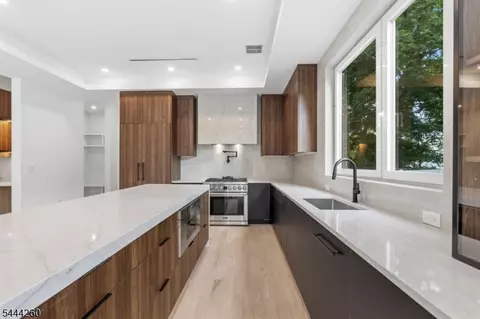 Kitchen - 244 Washington Pl, Paramus, NJ 07652 photo 1 of 1