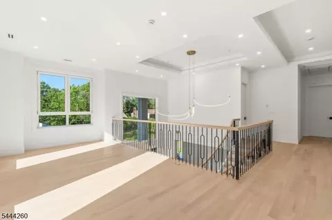 Entry Way - 244 Washington Pl, Paramus, NJ 07652 photo 7 of 8