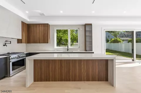 Other - 244 Washington Pl, Paramus, NJ 07652 photo 3 of 14