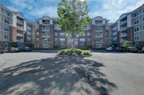 1113 Warrens Way, Wanaque, NJ 07465