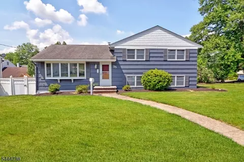 35 Mckinley Ave, East Hanover, NJ 07936