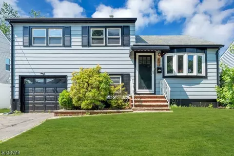 392 Lower Alden Dr, Rahway, NJ 07065