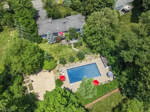74 Radtke Rd, Randolph, NJ 07869