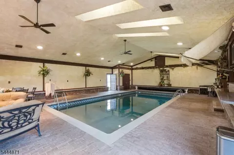 1453 Tooz Pl, South Plainfield, NJ 07080
