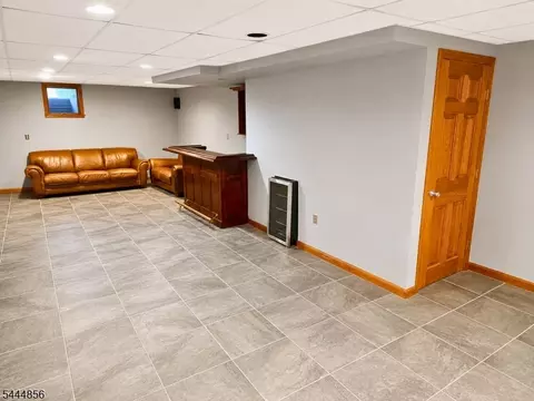68 Carol Pl, Wayne, NJ 07470 photo 24