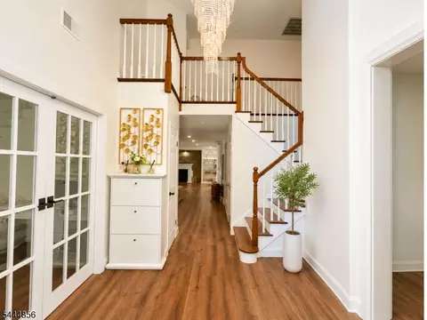 68 Carol Pl, Wayne, NJ 07470 photo 3