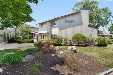 250 Ridgedale Ave UNIT V1, Florham Park, NJ 07932