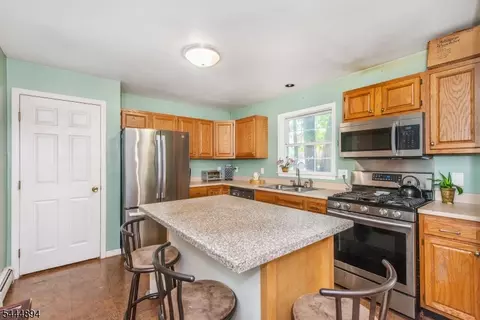 Kitchen - 19 Franklin Pl, Hackensack, NJ 07601 photo 2 of 3