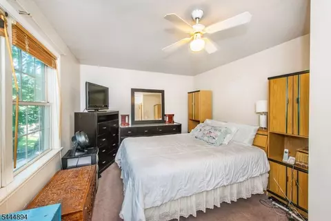 Bedroom - 19 Franklin Pl, Hackensack, NJ 07601 photo 1 of 6