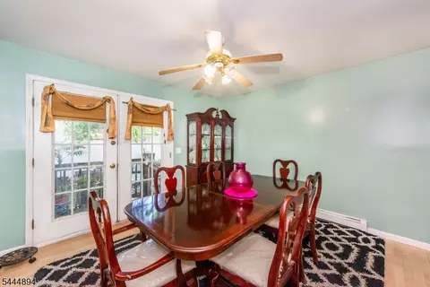 Dining - 19 Franklin Pl, Hackensack, NJ 07601 photo 1 of 2