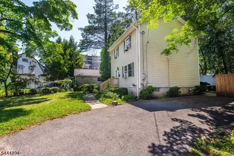 Exterior - 19 Franklin Pl, Hackensack, NJ 07601 photo 8 of 8