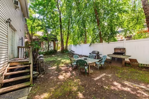 Exterior - 19 Franklin Pl, Hackensack, NJ 07601 photo 2 of 8