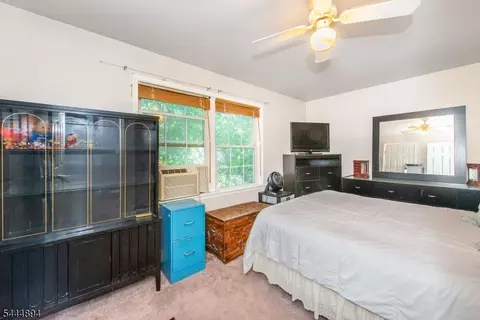 Bedroom - 19 Franklin Pl, Hackensack, NJ 07601 photo 2 of 6