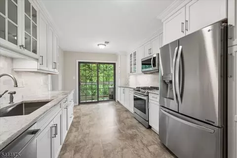 2902 Hemlock Pl, Basking Ridge, NJ 07920 photo 13
