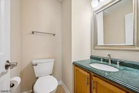 2902 Hemlock Pl, Basking Ridge, NJ 07920 photo 22