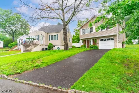 485 Lake Shore Dr, Parsippany-troy Hills Twp, NJ 07054