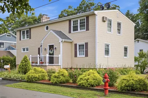 15 Spruce Pl, Denville, NJ 07834