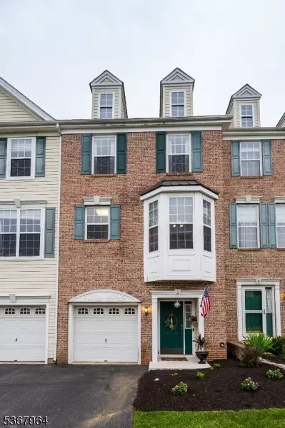 6 Sundance Way, Phillipsburg, NJ 08865