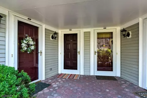 187 Terrace Dr #187, Chatham Twp, NJ 07928