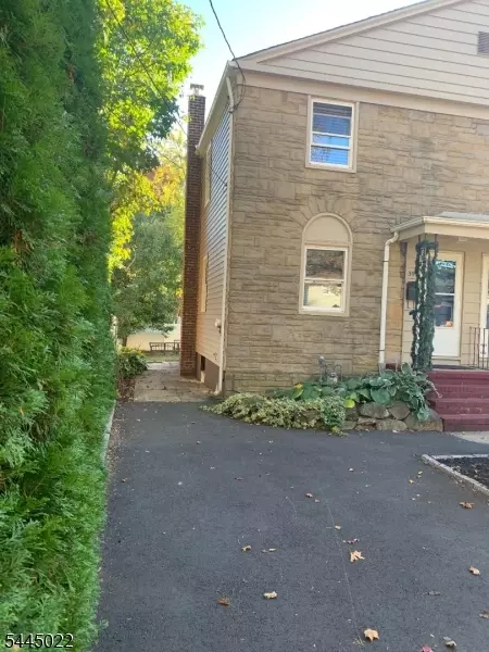39 Amboy Ave, Metuchen, NJ 08840