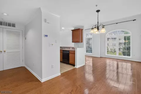 506 Donato Cir, Scotch Plains, NJ 07076