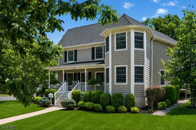 43 Chestnut St, Livingston, NJ 07039