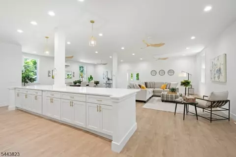 125 Main St, Hampton, NJ 08827 photo 9
