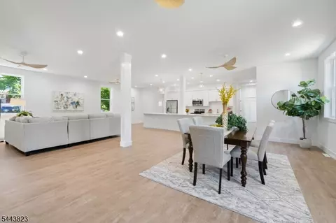 125 Main St, Hampton, NJ 08827 photo 3