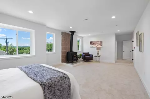 125 Main St, Hampton, NJ 08827 photo 12