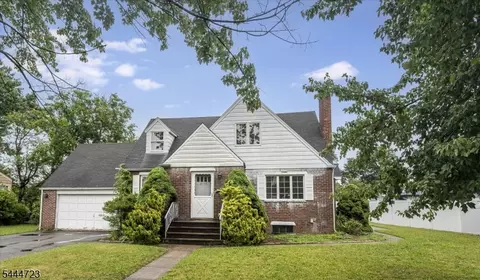 019 E Amsterdam Ave, Fair Lawn, NJ 07410