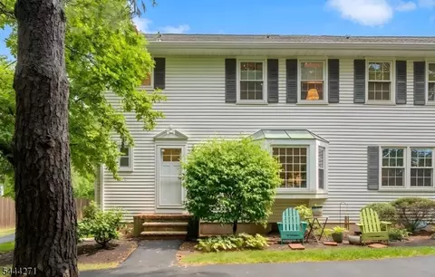 2301 Jamestown Cmn, Hillsborough, NJ 08844