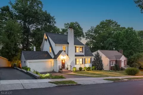 7 Bradford Ave, West Orange, NJ 07052