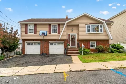 296 N 12th Pl, Prospect Park, NJ 07508