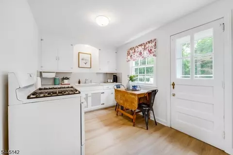 34 Colfax Rd, Springfield, NJ 07081 photo 16