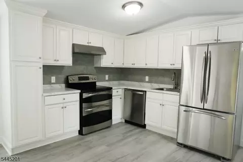 Other - 15 3rd St, Wayne, NJ 07470 photo 2 of 7