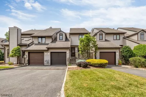 30 Davey Dr, West Orange, NJ 07052