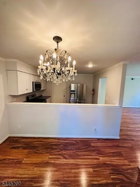 231 Mcauliffe Ct, Franklin Twp, NJ 08873