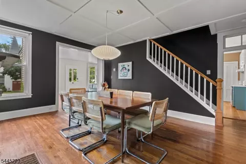 Dining - 139 Main St, Hampton, NJ 08827 photo 2 of 2
