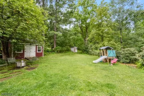 Exterior - 139 Main St, Hampton, NJ 08827 photo 5 of 5